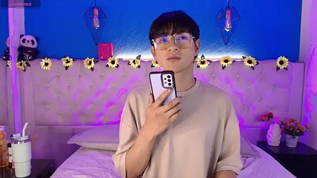 AleAurarashi online show from 04/05/26, 02:40