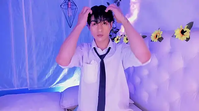 AleAurarashi online show from 02/16/26, 07:29