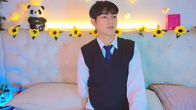 AleAurarashi online show from 03/16/26, 02:19