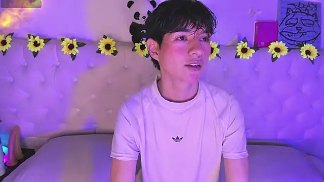 AleAurarashi online show from 02/19/26, 07:49