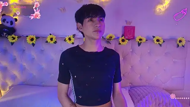 AleAurarashi online show from 03/24/26, 04:23