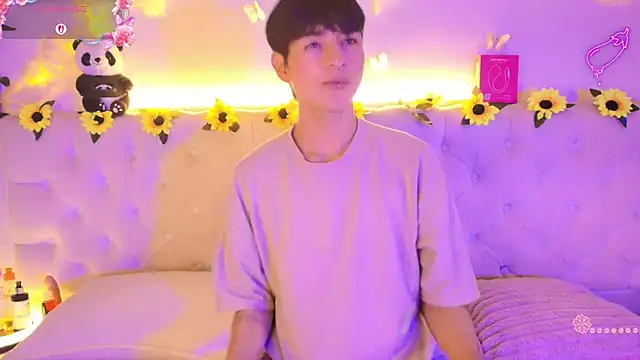 AleAurarashi online show from 03/18/26, 01:24