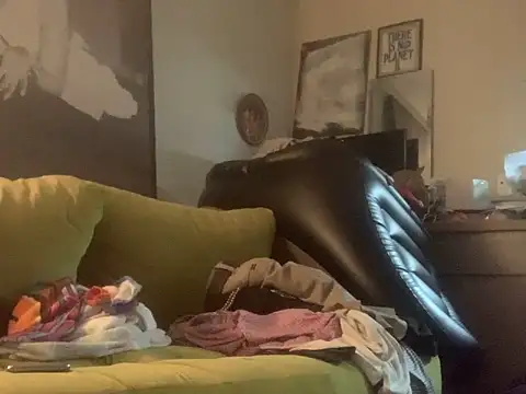 Snapshot of Hothotboyg chatting on 09/12/25, 03:06 Hothotboyg online show from 09/12/25, 03:06