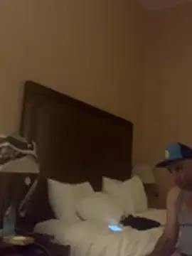 Snapshot of Hothotboyg chatting on 11/27/25, 12:55 Hothotboyg online show from 11/27/25, 12:55