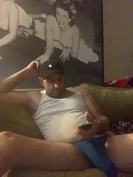 Snapshot of Hothotboyg chatting on 10/23/25, 12:31 Hothotboyg online show from 10/23/25, 12:31