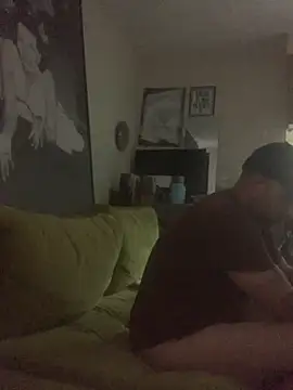 Snapshot of Hothotboyg chatting on 10/19/25, 12:24 Hothotboyg online show from 10/19/25, 12:24