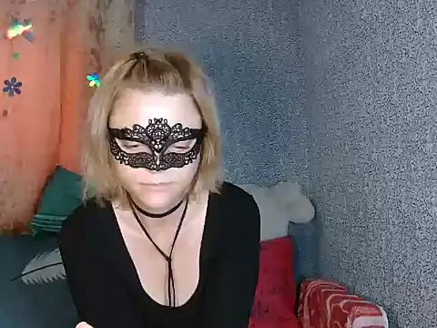 Miss Nona online show from 09/15/25, 05:19