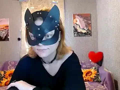 Miss Nona online show from 06/03/26, 11:00