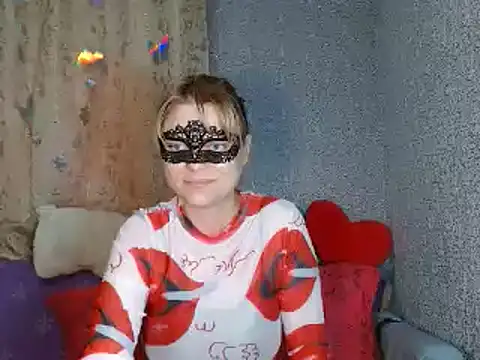 Miss Nona online show from 10/08/25, 12:17
