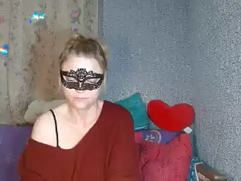 Miss Nona online show from 10/24/25, 02:05