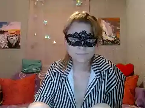 Miss Nona online show from 04/23/26, 12:29