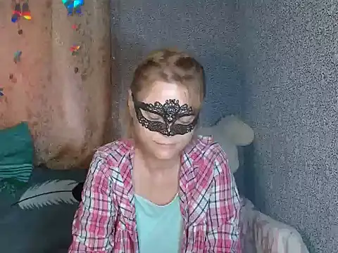 Miss Nona online show from 09/10/25, 11:53