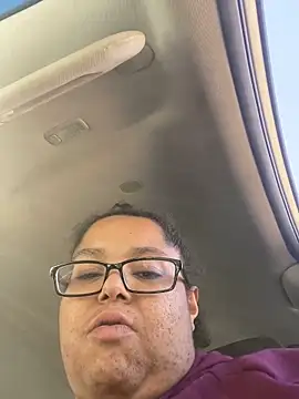 Snapshot of wishuhope4 chatting on 12/16/25, 06:34 wishuhope4 online show from 12/16/25, 06:34