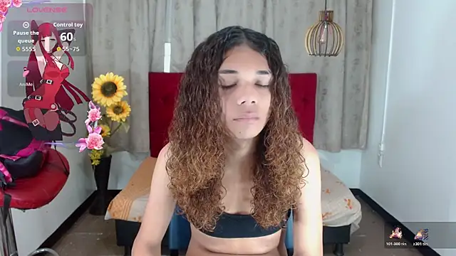 luisa  torres online show from 11/12/25, 03:10