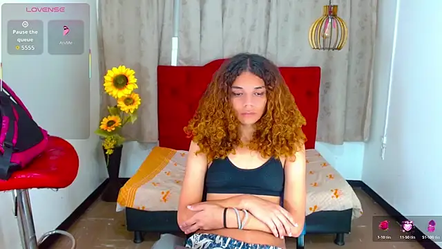 luisa  torres online show from 11/09/25, 03:10