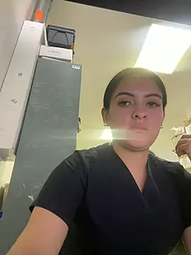 marianm29 online show from 10/29/25, 01:43