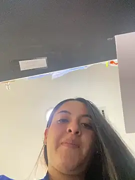 marianm29 online show from 11/23/25, 12:26