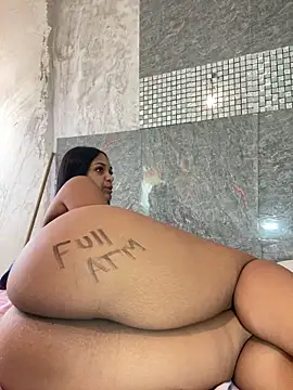 Messy-diana21 online show from 03/22/26, 07:37