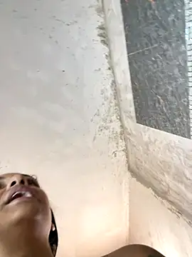 Messy-diana21 online show from 11/16/25, 05:28