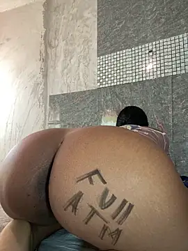 Messy-diana21 online show from 03/01/26, 07:14