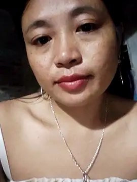 Snapshot of Angela-babyxx chatting on 10/28/25, 01:54 Angela-babyxx online show from 10/28/25, 01:54