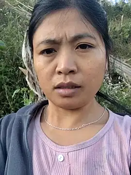 Snapshot of Angela-babyxx chatting on 11/25/25, 12:55 Angela-babyxx online show from 11/25/25, 12:55