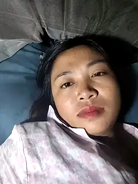 Snapshot of Angela-babyxx chatting on 10/27/25, 01:39 Angela-babyxx online show from 10/27/25, 01:39