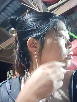 Snapshot of Angela-babyxx chatting on 11/22/25, 12:32 Angela-babyxx online show from 11/22/25, 12:32