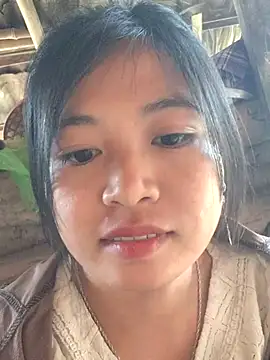 Snapshot of Angela-babyxx chatting on 10/23/25, 02:43 Angela-babyxx online show from 10/23/25, 02:43