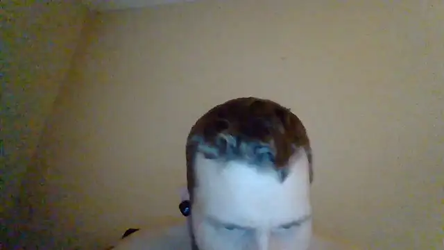 Snapshot of LocalGentleman4Fun chatting on 06/15/26, 01:00 LocalGentleman4Fun online show from 06/15/26, 01:00