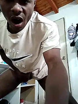  yefez online show from 04/17/26, 05:05