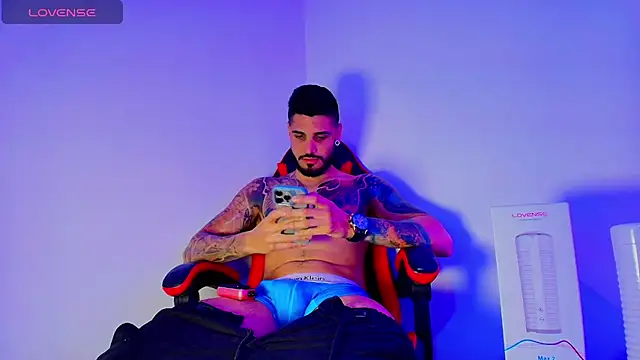 amodeus bael  online show from 10/16/25, 05:38