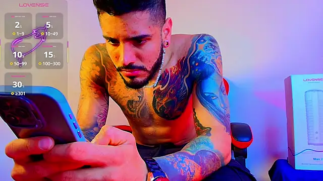 amodeus bael  online show from 10/18/25, 03:19