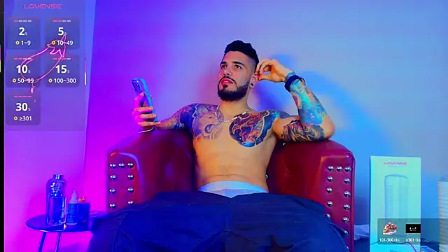 amodeus bael  online show from 10/12/25, 07:59