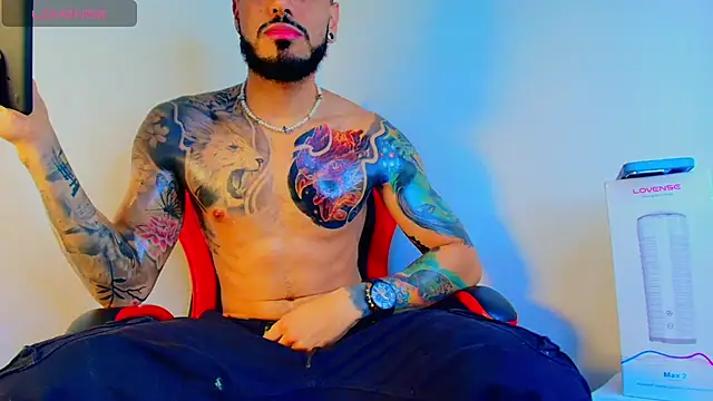 amodeus bael  online show from 11/01/25, 03:24