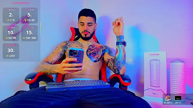 amodeus bael  online show from 11/04/25, 10:46