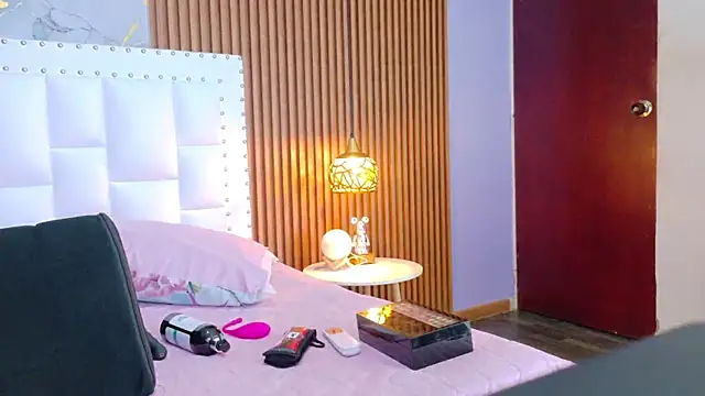 mamaneedsfun online show from 11/08/25, 12:52