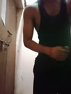 Snapshot of hornyboywithabs chatting on 06/11/26, 12:23 hornyboywithabs online show from 06/11/26, 12:23