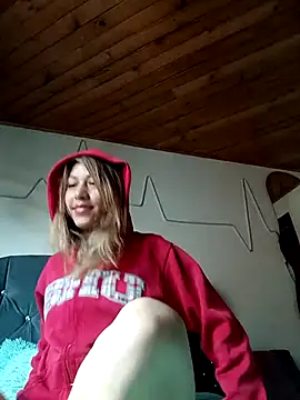 Snapshot of Anto_torres chatting on 10/25/25, 03:34 Anto torres online show from 10/25/25, 03:34
