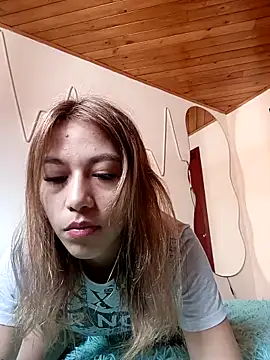 Snapshot of Anto_torres chatting on 09/22/25, 07:09 Anto torres online show from 09/22/25, 07:09
