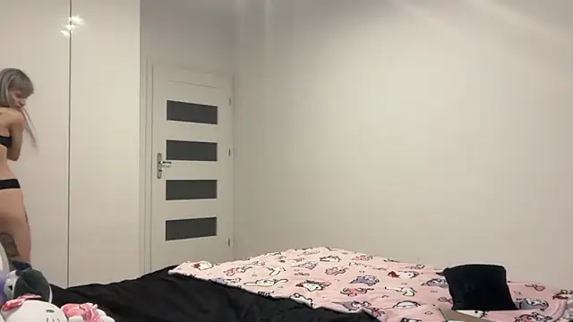 FluffySlutt online show from 10/01/25, 09:29