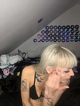 FluffySlutt online show from 09/18/25, 02:31