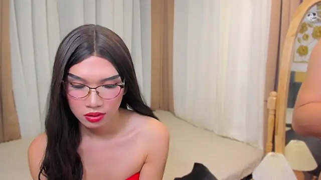 MaxCollins online show from 12/13/25, 08:04