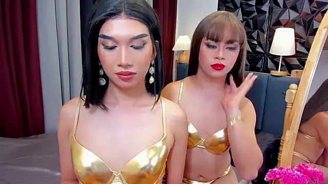 MaxCollins online show from 11/02/25, 04:23