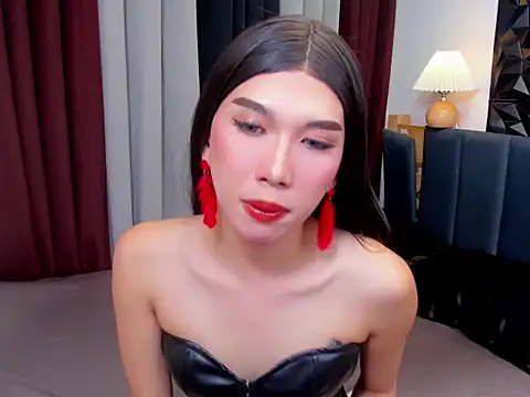 MaxCollins online show from 11/11/25, 06:58