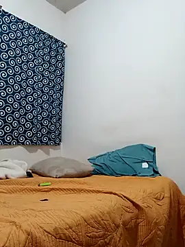 Jovenlechoso2044 online show from 10/19/25, 09:56