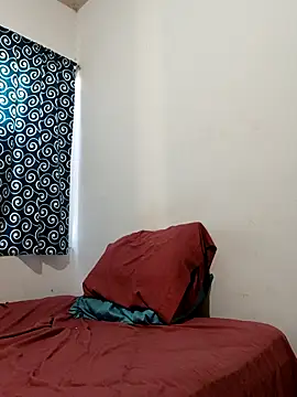 Jovenlechoso2044 online show from 10/26/25, 03:12