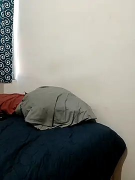 Jovenlechoso2044 online show from 11/06/25, 05:50