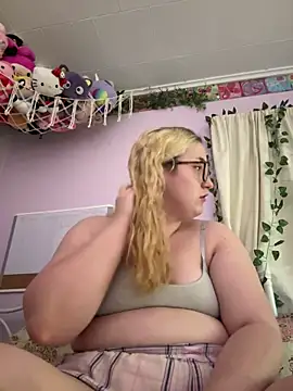 imawhorenslut19 online show from 06/06/26, 02:28
