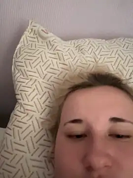 imawhorenslut19 online show from 04/15/26, 05:17